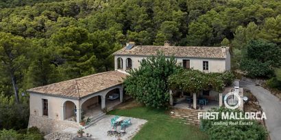 Real Estates picture 2 Ref. 76083