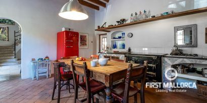 Real Estates picture 6 Ref. 76083