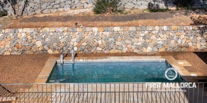 Real Estates picture 5 Ref. 74699