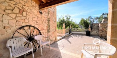 Real Estates picture 3 Ref. 76503