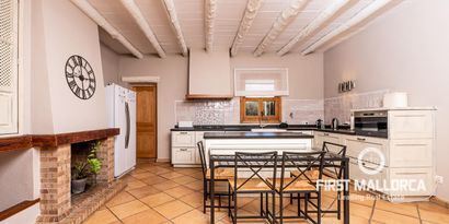 Inmobiliaria picture 11 Ref. Nº. R10340