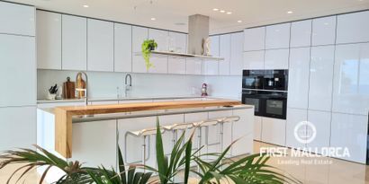 Real Estates picture 12 Ref. R7262