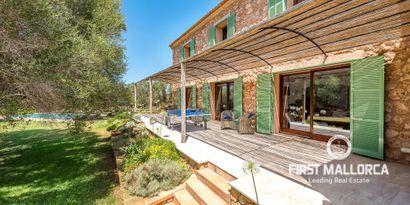 Real Estates picture 3 Ref. R22541