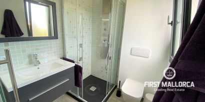 Real Estates picture 10 Ref. R22504