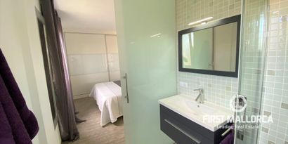 Real Estates picture 9 Ref. R22504