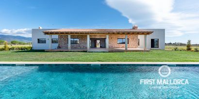 Inmobiliaria picture 0 Ref. Nº. 73109