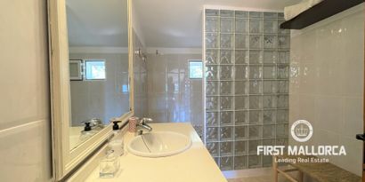 Inmobiliaria picture 15 Ref. Nº. R22803