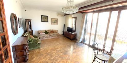 Real Estates picture 2 Ref. R22797