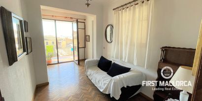 Real Estates picture 0 Ref. R22797