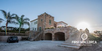 Real Estates picture 0 Ref. R23194