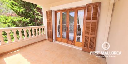 Real Estates picture 7 Ref. R23321