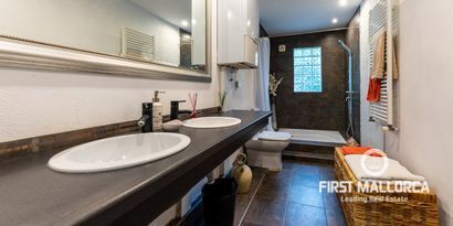 Real Estates picture 21 Ref. 77063