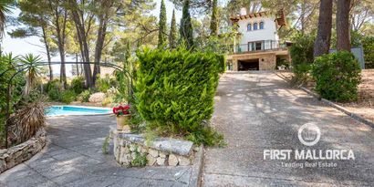 Real Estates picture 6 Ref. 77063