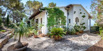 Real Estates picture 2 Ref. 77063