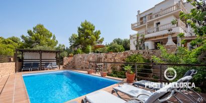 Real Estates picture 0 Ref. 77293