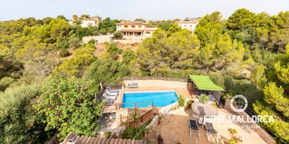 Real Estates picture 1 Ref. 77293