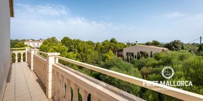 Real Estates picture 13 Ref. 77293