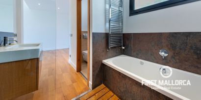 Real Estates picture 9 Ref. 77291