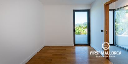 Real Estates picture 20 Ref. 77291