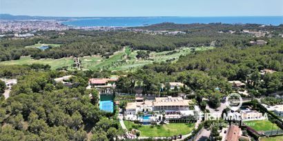 Inmobiliaria picture 3 Ref. Nº. 76107