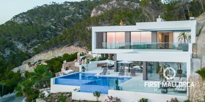 Inmobiliaria picture 0 Ref. Nº. 66956
