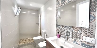 Real Estates picture 12 Ref. R23516