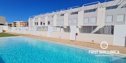 Real Estates picture 0 Ref. R23562