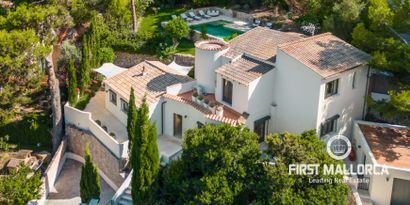 Inmobiliaria picture 0 Ref. Nº. 77627