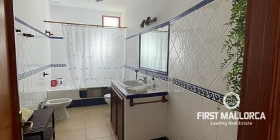 Real Estates picture 4 Ref. R23719