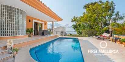 Inmobiliaria picture 1 Ref. Nº. R8081