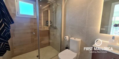 Real Estates picture 10 Ref. 77799