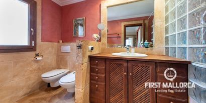 Real Estates picture 11 Ref. 65271