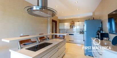 Real Estates picture 7 Ref. 77819