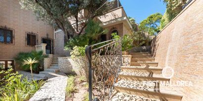 Real Estates picture 24 Ref. 77819