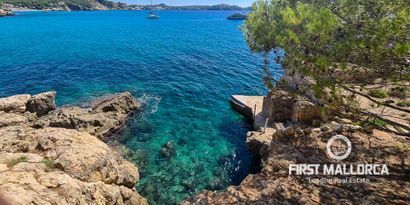 Real Estates picture 2 Ref. 77819