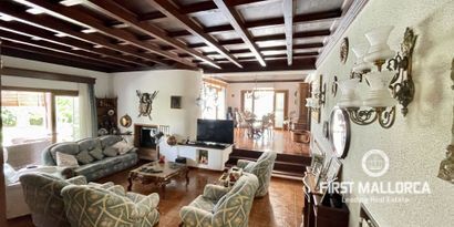 Real Estates picture 8 Ref. 77574