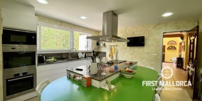 Real Estates picture 9 Ref. 77574