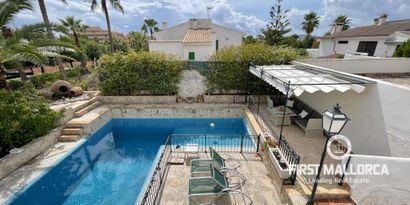 Real Estates picture 3 Ref. 77574