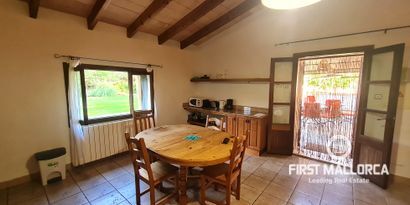 Real Estates picture 10 Ref. R23788