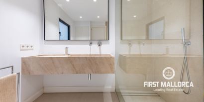 Real Estates picture 10 Ref. 77851