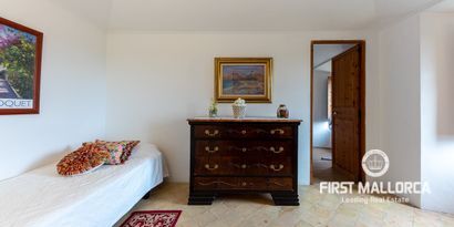 Real Estates picture 15 Ref. 77882