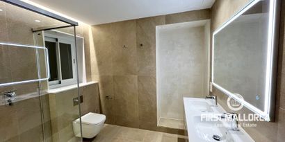 Real Estates picture 8 Ref. R24046