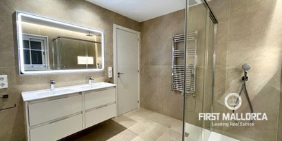 Real Estates picture 9 Ref. R24046