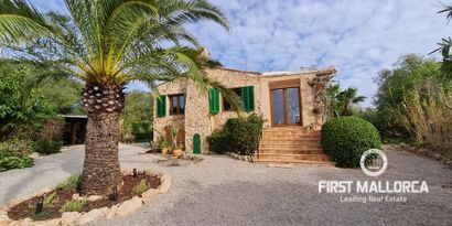 Real Estates picture 0 Ref. Nr. R24080