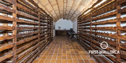 Real Estates picture 37 Ref. 78100