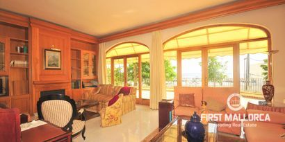 Real Estates picture 2 Ref. 78342