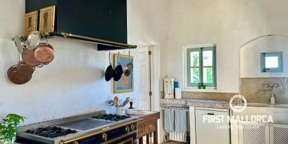 Real Estates picture 6 Ref. R24244