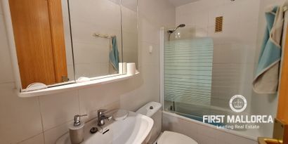 Real Estates picture 10 Ref. R24361