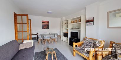 Real Estates picture 1 Ref. R24361