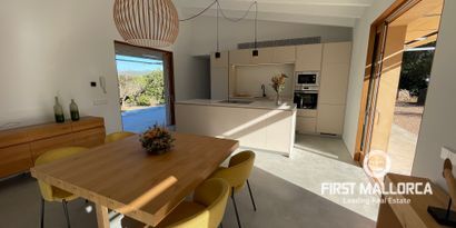 Real Estates picture 9 Ref. Nr. R22480